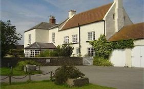 Mill Close 5*